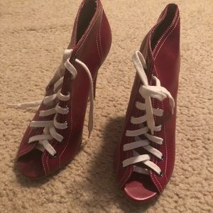 Colin Stuart peep toe shoes